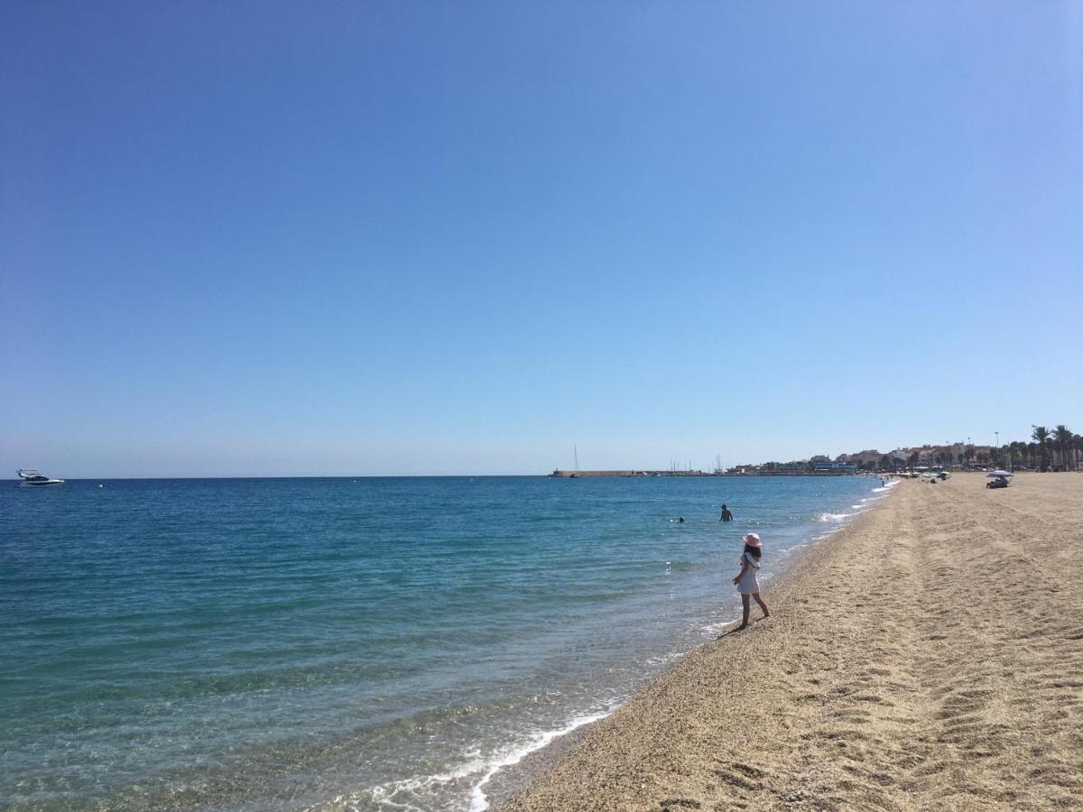 Ático Almería. Paseo marítimo Roquetas de Mar Exterior foto